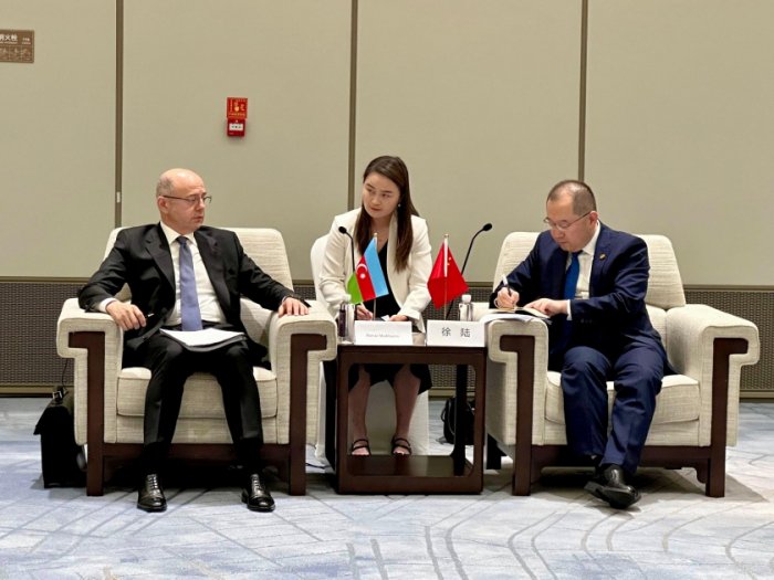 Azerbaijan, China sign agreement on renewable energy sector