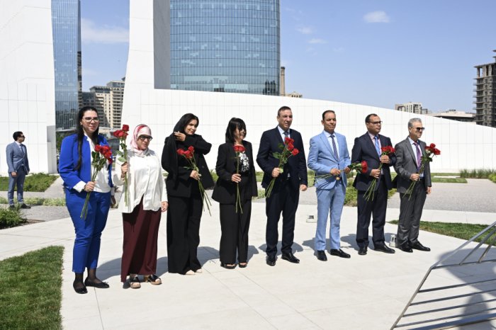  Representantes del Parlamento del Reino de Marruecos visitaron el Parque de la Victoria 