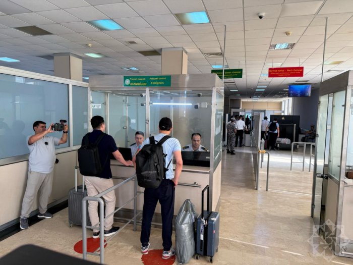   Azerbaijan facilitates transit of foreign nationals from Iran  