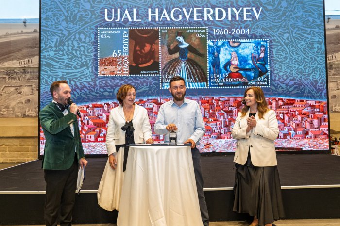 Azercell Ucal Haqverdiyevin yubileyi münasibətilə kitab təqdim edib   
