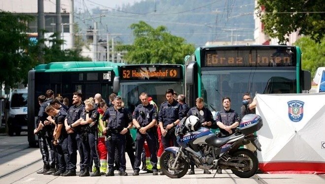  Avstriyada üçgünlük matəm elan olunub