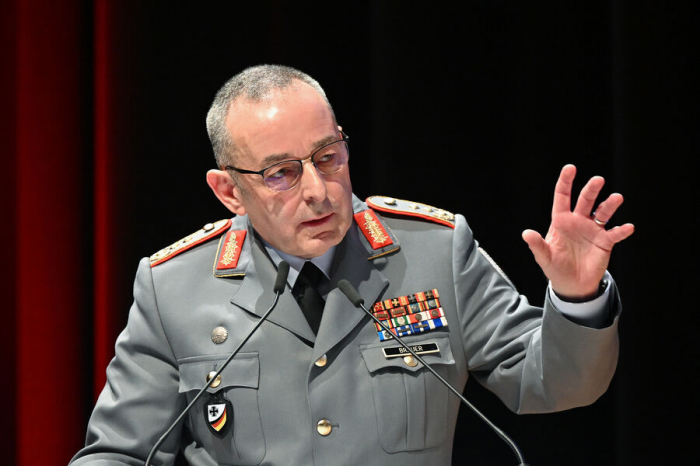       Broyer:    "NATO Rusiyanın hücumuna hazırlaşmalıdır"    - VİDEO      