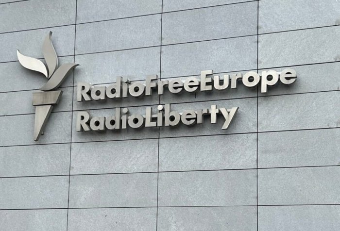    “Azadlıq Radiosu”nun efir yayımı dayandırılıb   