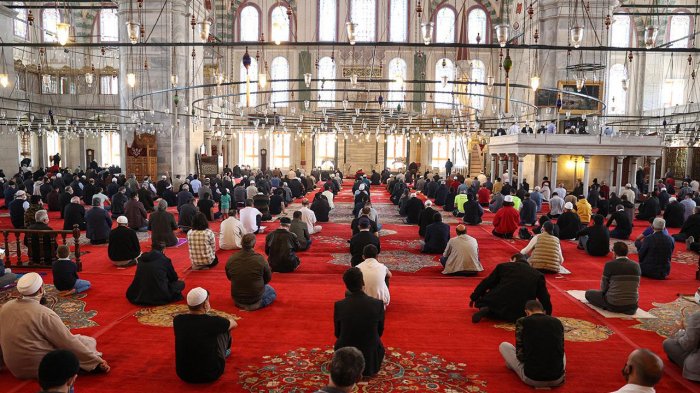  Eid al-Adha prayer held in Azerbaijan 