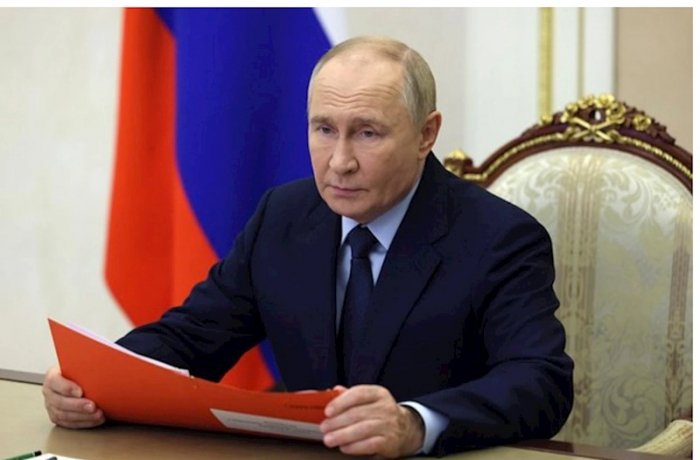 Putin İran Prezidenti və İsrail Baş naziri ilə danışdı  
