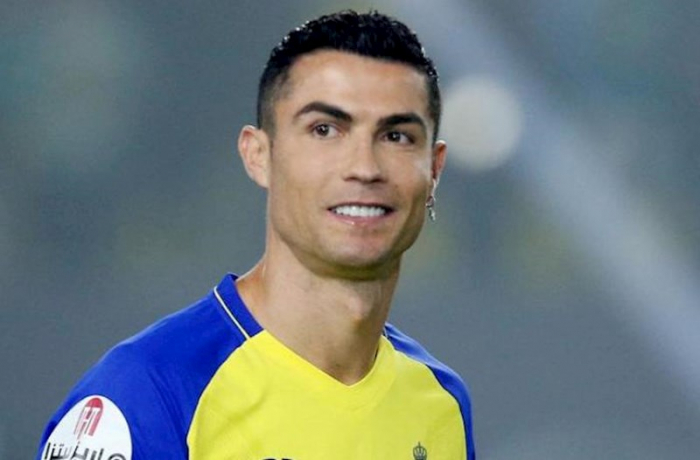Ronaldo "Ən-Nəsr"lə yeni müqavilə imzaladı  
