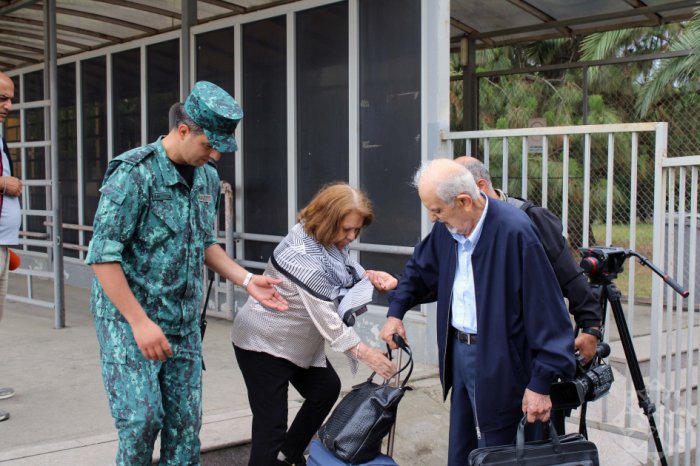   Another group of foreign citizens evacuated from Iran to Azerbaijan  
