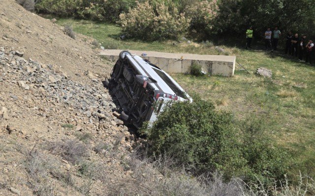 Ağdam-Füzuli yolunda mikroavtobus aşıb:  20 yaralı | YENİLƏNİB 