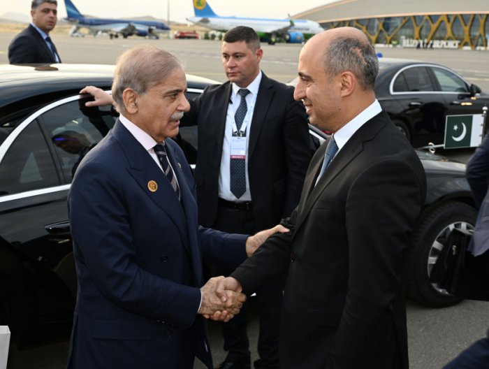   Pakistani PM concludes visit to Azerbaijan  