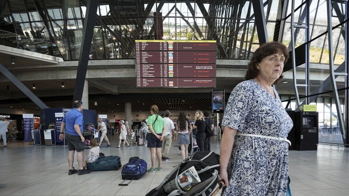 Strike by French air traffic controllers causes flight delays and cancellations