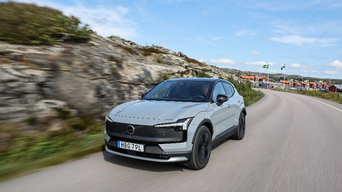   Volvo EX30 Cross Country - neuer Lifestyle-Schwede im Fahrbericht  