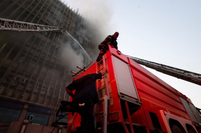 4 killed, over 20 injured in Cairo data center fire