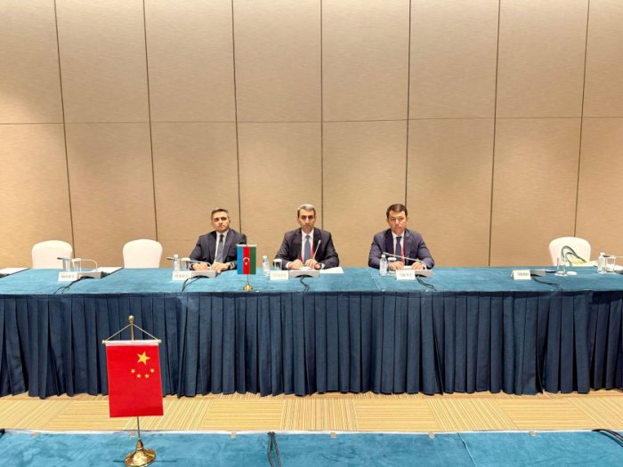 Azerbaijan and China sign MoU on railway transportation