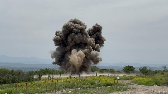   In Agdere wurde eine Minenexplosion gemeldet  