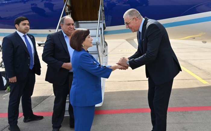  Sahiba Gafarova trifft zu offiziellem Besuch in Bosnien und Herzegowina ein  