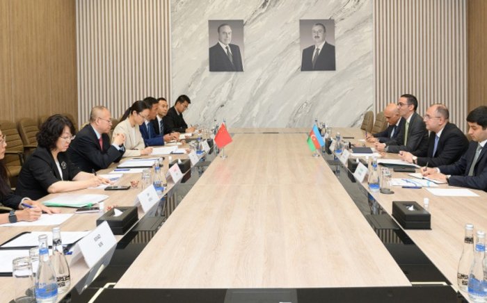 Azerbaijan, China sign document on cooperation in civil aviation