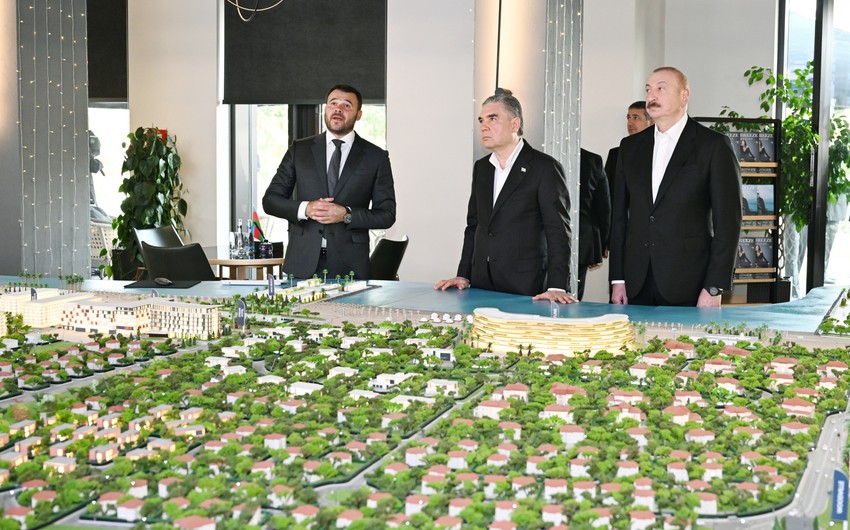   Ilham Aliyev y Gurbanguly Berdimuhamedov visitaron Sea Breeze  