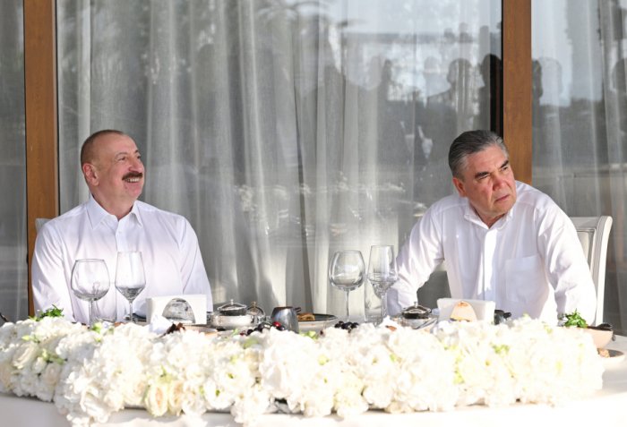  President Ilham Aliyev and Gurbanguly Berdimuhamedov had joint dinner 