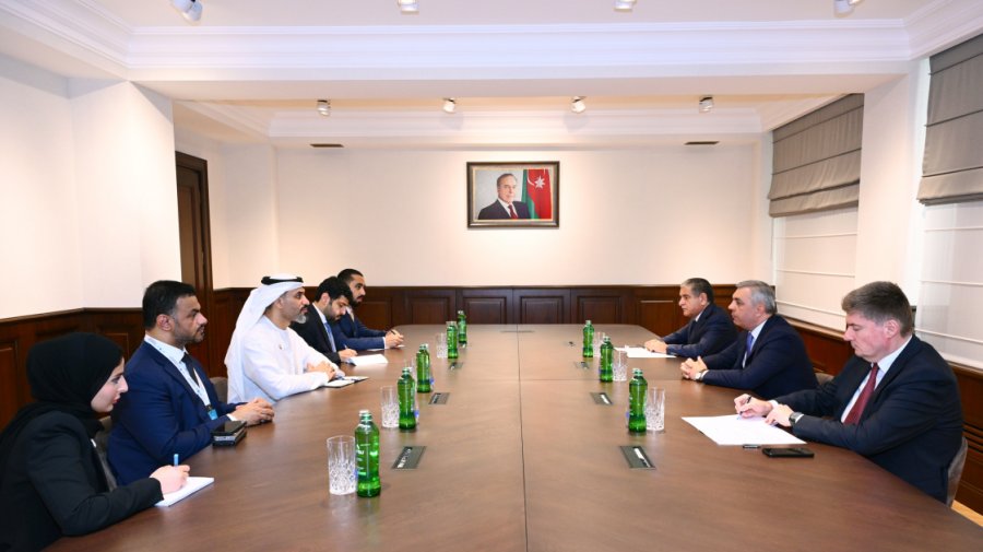 Head of Presidential Administration of Azerbaijan meets with delegation from UAE Accountability Authority