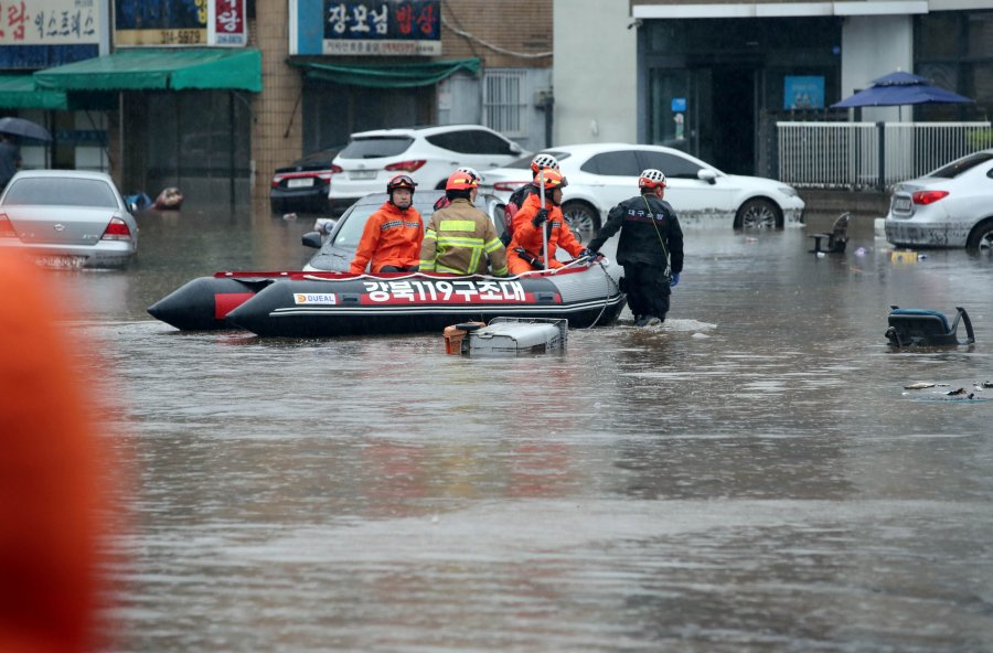   Torrential rains kill at least four in South Korea  