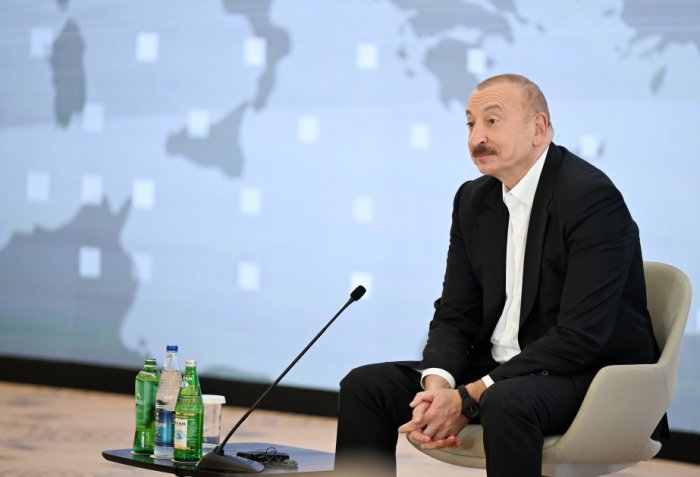     İlham Əliyev:    Mən süni intellektdən istifadə etmirəm   