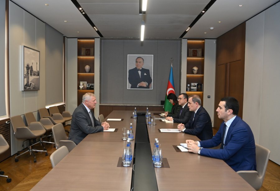 Azerbaijan, Slovakia explore cooperation