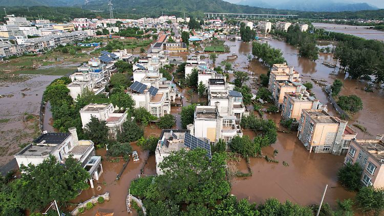   30 Menschen sterben bei heftigem Regen in Peking  