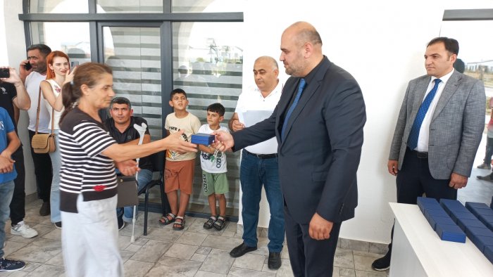 60 families resettled in Khidirli village of Aghdam district receive house keys