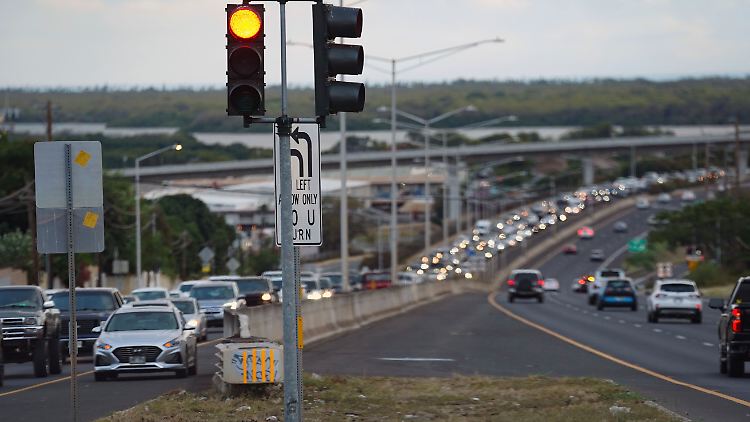   Hawaii stuft Tsunami-Warnung herunter  