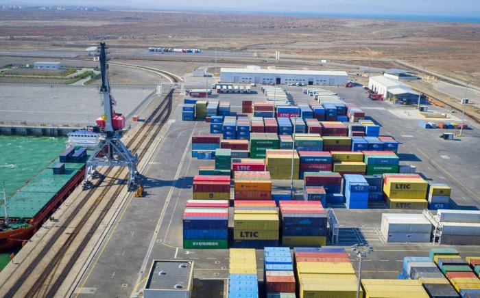 Dəniz Limanında aşırılan yükün həcmi 6 %-dən çox artıb