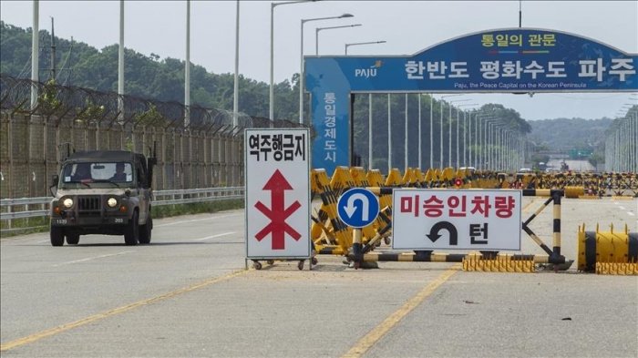 N. Korean civilian crosses heavily fortified border S. Korea