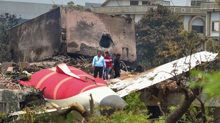 Boeing fuel switches safe, regulator says after Air India crash