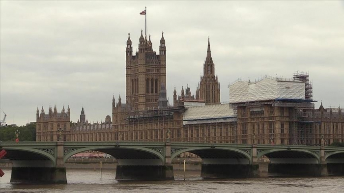UK to lower voting age to 16 in landmark democratic reforms