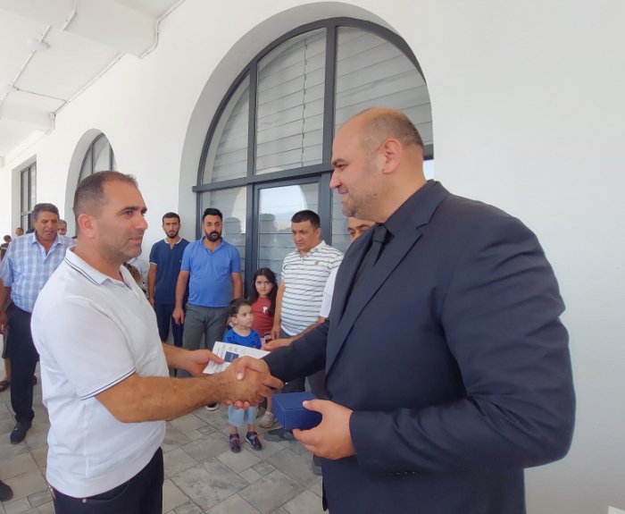   Se entregaron llaves de viviendas a otras 58 familias reasentadas en la aldea de Khidirli del distrito de Aghdam  