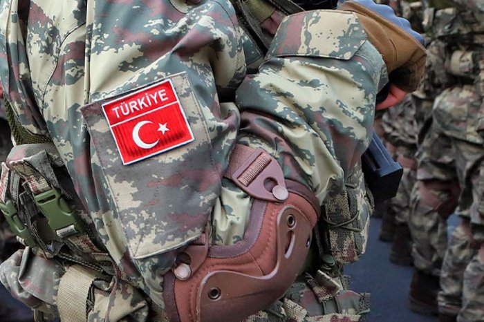 Türkiyə hərbçiləri İraqda metan qazından zəhərlənib