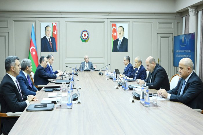 İqtisadi Şurada müzakirələr aparılıb