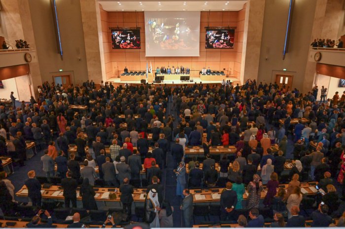 Sahibə Qafarova Parlament Sədrlərinin konfransında çıxış edib