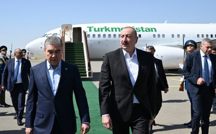    Qurbanqulu Berdiməhəmmədov Füzuliyə gedib  
   