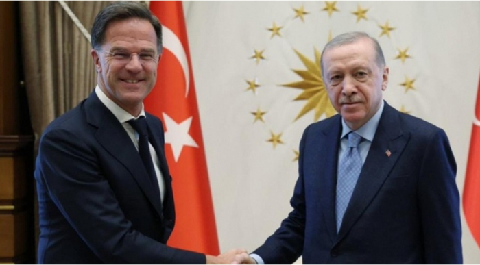 Ərdoğan NATO Baş katibi ilə Rusiya-Ukrayna müharibəsini müzakirə edib  
