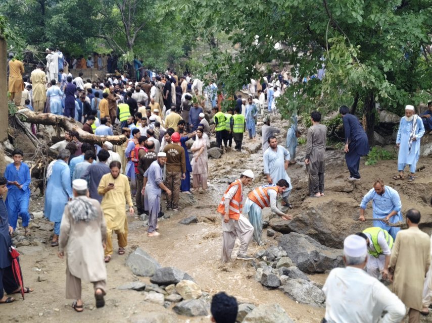   Flash floods claim 49 lives in northwestern Pakistan  