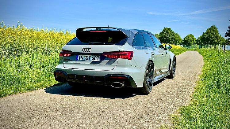   Unterwegs im limitierten Sondermodell Audi RS6 Avant GT  