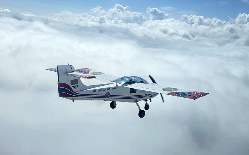   Training flights are conducted with young Azerbaijani military pilots -   VIDEO    