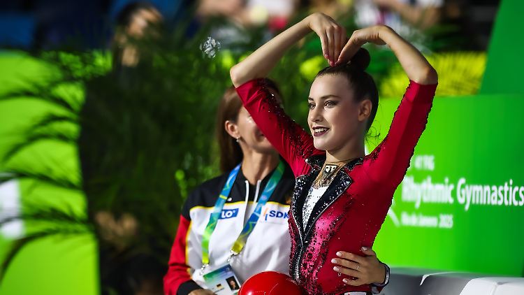   Darja Varfolomeev zeigt glanzvollen WM-Auftakt  