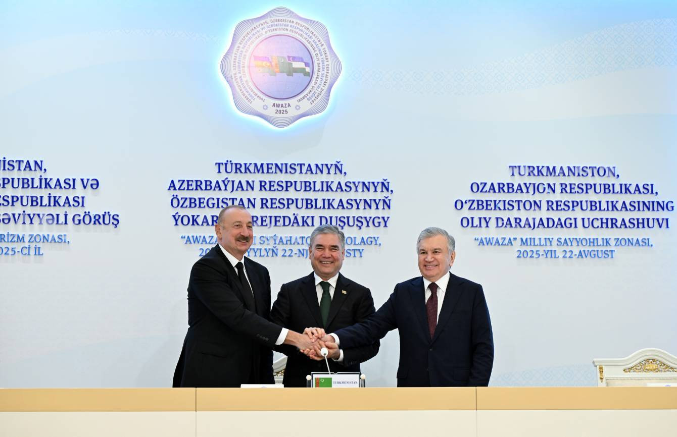 Leaders of Azerbaijan, Turkmenistan and Uzbekistan make joint press statement on outcomes of the high-level meeting