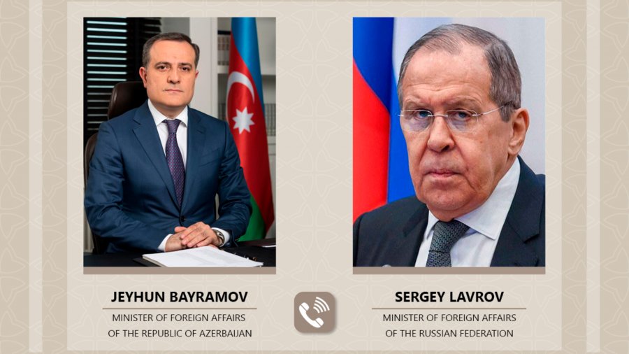 Azerbaijani, Russian FMs talk regional and int