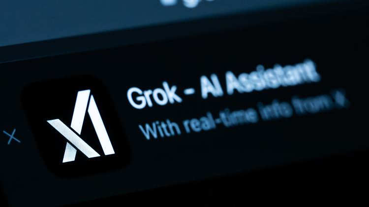   Elon Musk verklagt Apple und OpenAI  
