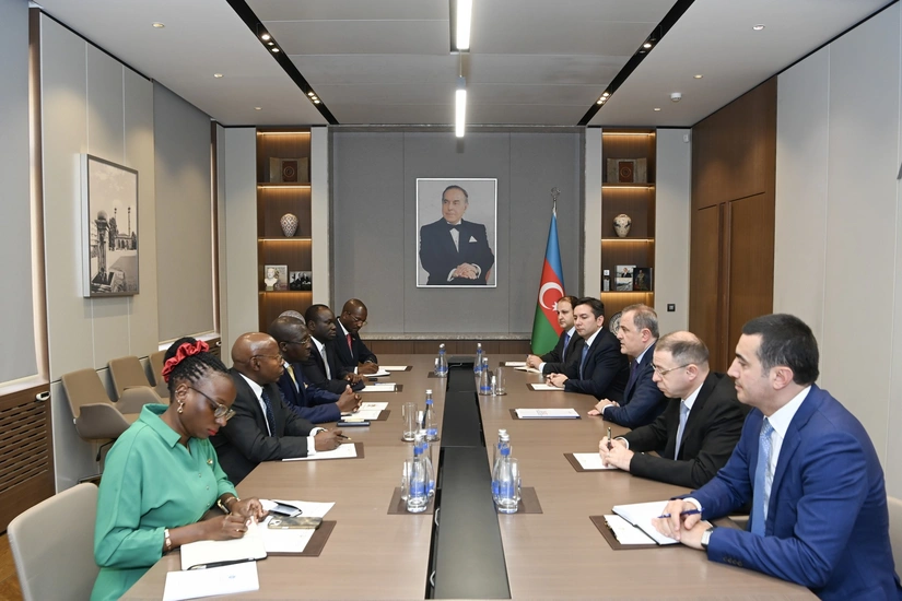 Azerbaijan, Uganda mull bilateral relations, regional cooperation