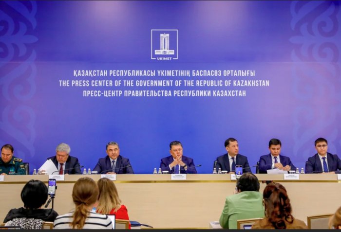 Kazakh Deputy PM: Final report on AZAL plane crash will be ready in few months 