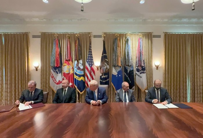  Azerbaijani, Armenian FMs initial draft peace agreement and sign joint appeal to OSCE Chairperson-in-Office 