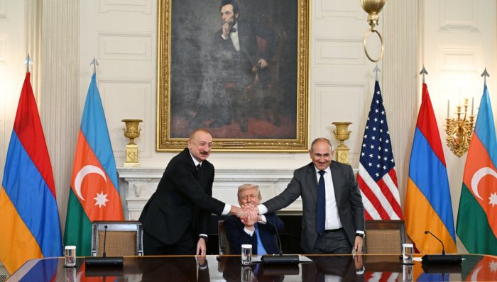   Azerbaijani, US presidents, and Armenian premier make press statements at White House -   UPDATED    